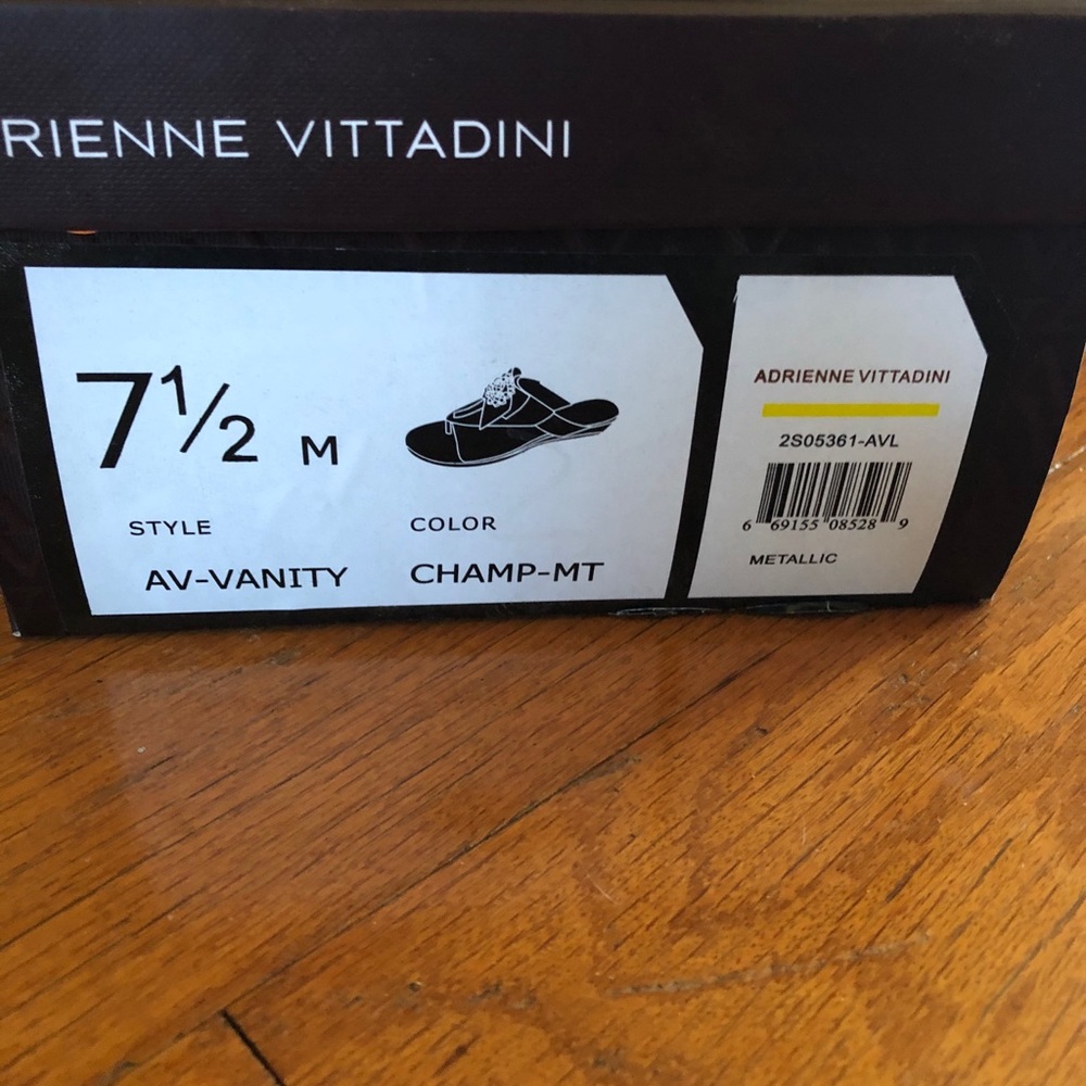 Adrienne Vittadini sandals, 7 1/2 - Picture 8 of 9